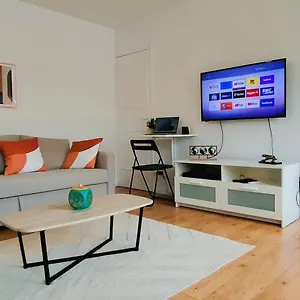 Studio Spacieux Hyper Centre Appartement